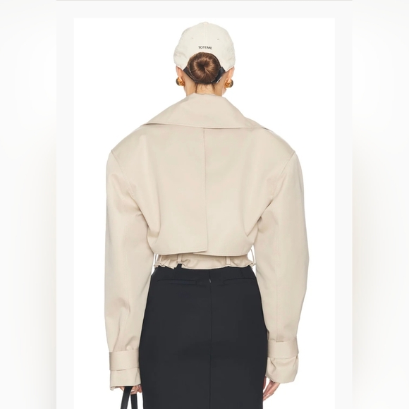 Cropped Beige Trench Coat - Picture 3 of 12